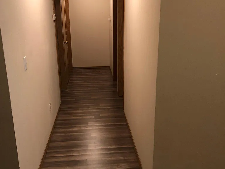 2912 NE Delancey Ct — Photo 5