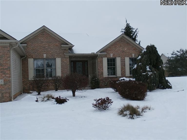 1st image of 763 Greenfield Dr