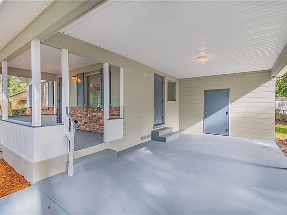 5th image of 3802 Lakeshore Dr