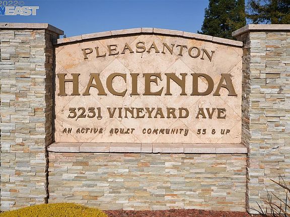 4th image of 3231 Vineyard Ave Spc 77