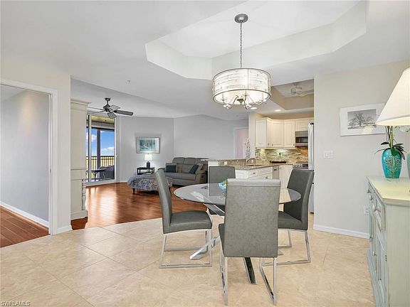 3rd image of 1001 Arbor Lake DR #506