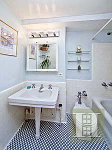 5th image of 320 E 42nd St APT 1610