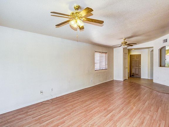 4th image of 8158 S Woodfrost Way