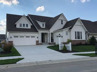 15210 Mooring Cir E, Carmel, IN 46033