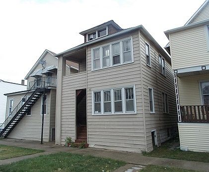 1st image of 107 N 22nd Ave