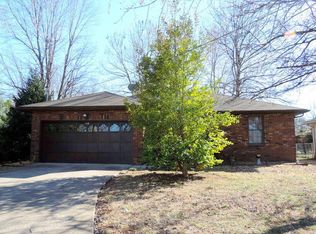 518 E Ottowa Ct, Springfield, MO 65807