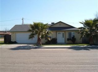 217 Hull Ave, Madera, CA 93638