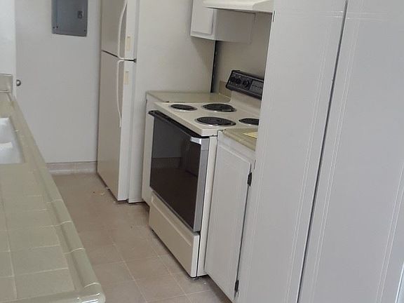 4th image of 2324 Saidel Dr APT 2