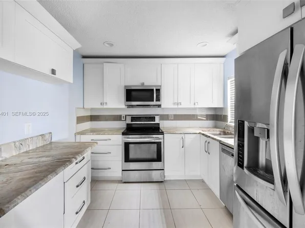 2741 Carambola Cir S #1916, Coconut Creek, FL 33066