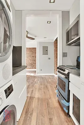 Rented by Centennial Properties NY | media 3