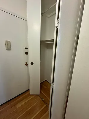 Rented by Oxford Property Group | media 12