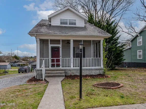 327 W Lincoln Rd, Alcoa, TN 37701
