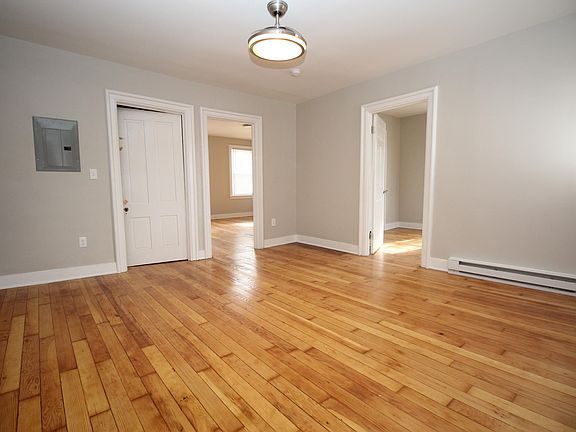 4th image of 10D S 2nd Ave