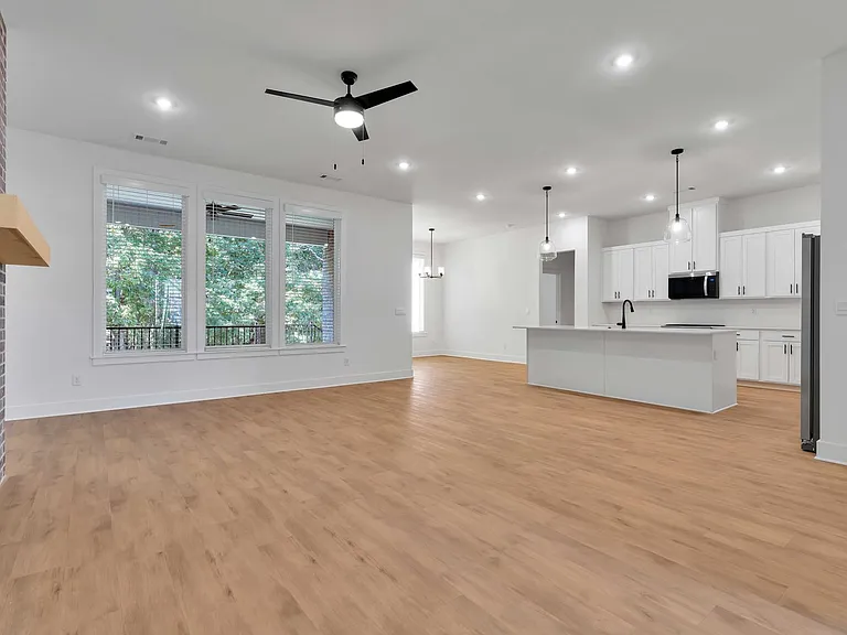 2907 N Grey Squirrel Dr — Photo 3
