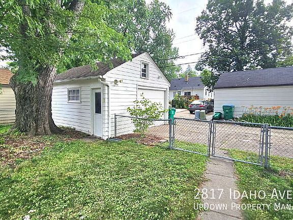 3rd image of 2817 Idaho Ave S