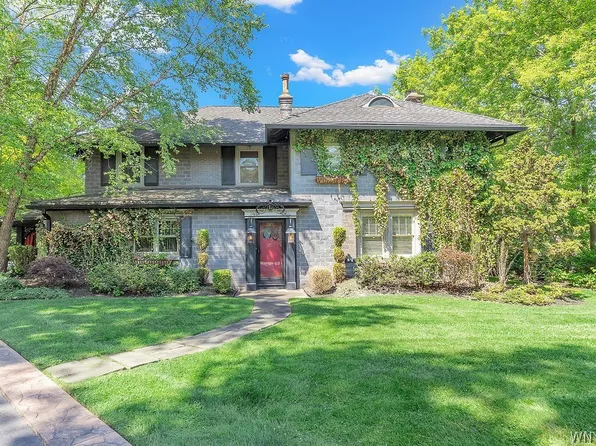 72 N Long St, Williamsville, NY 14221
