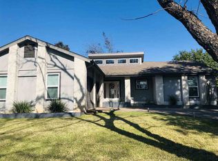 328 San Saba St, Meadowlakes, TX 78654