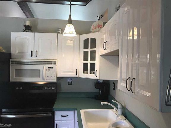 4th image of 43201 Hartwick Dr
