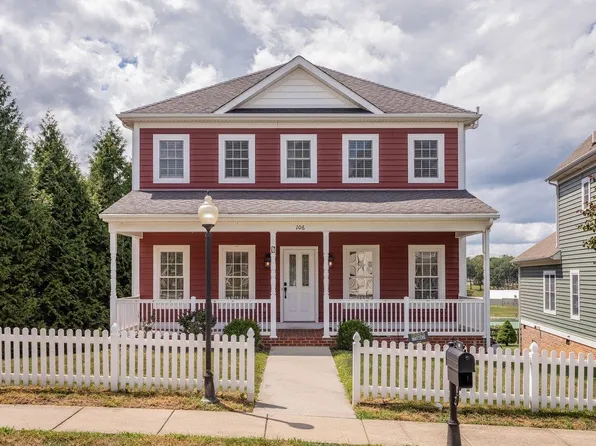 106 Bell Creek Dr, Staunton, VA 24401