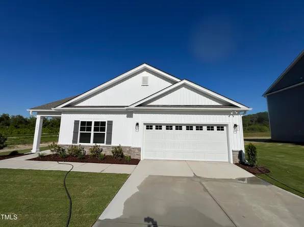 380 Pecan Valley Way, Four Oaks, NC 27524