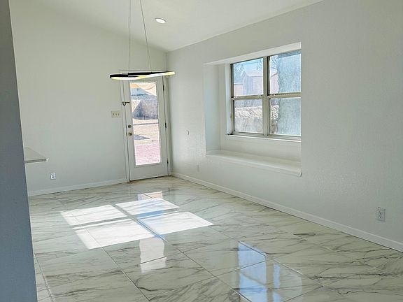 4th image of 3612 Dominican St