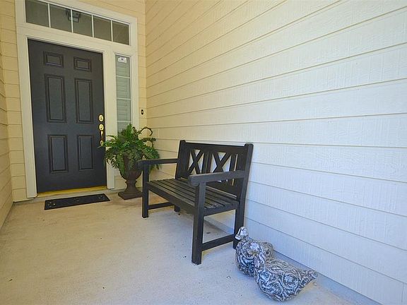 3rd image of 4415 Laurel Green Ct