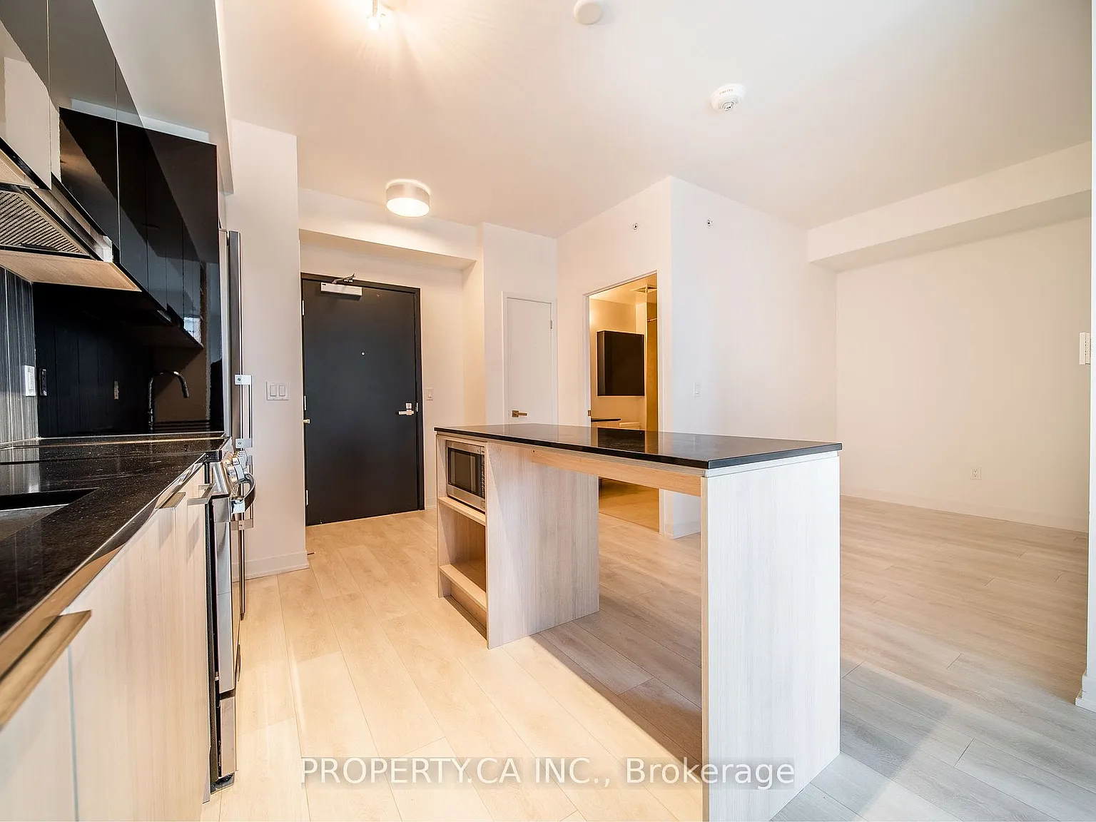 2 bed, $2,450 — Photo 3