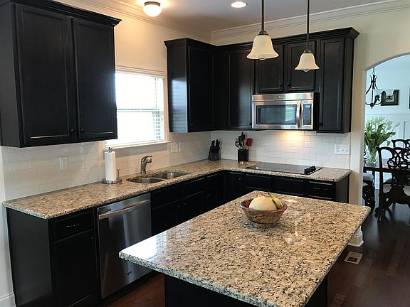 3rd image of 2308 Carouth Ct