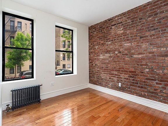 5th image of 610 W 164th St #3B