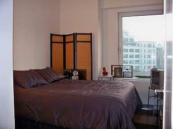 5th image of 4427 Purves St APT 6B