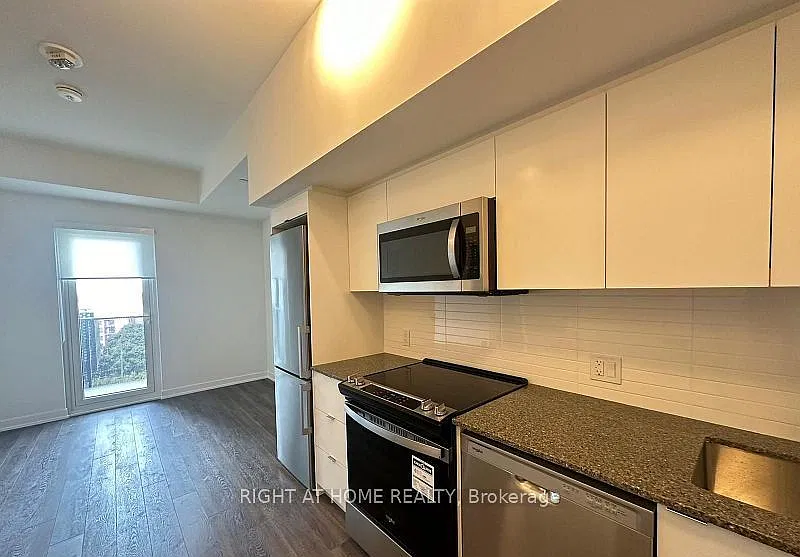 2 bed, $2,200 — Photo 2
