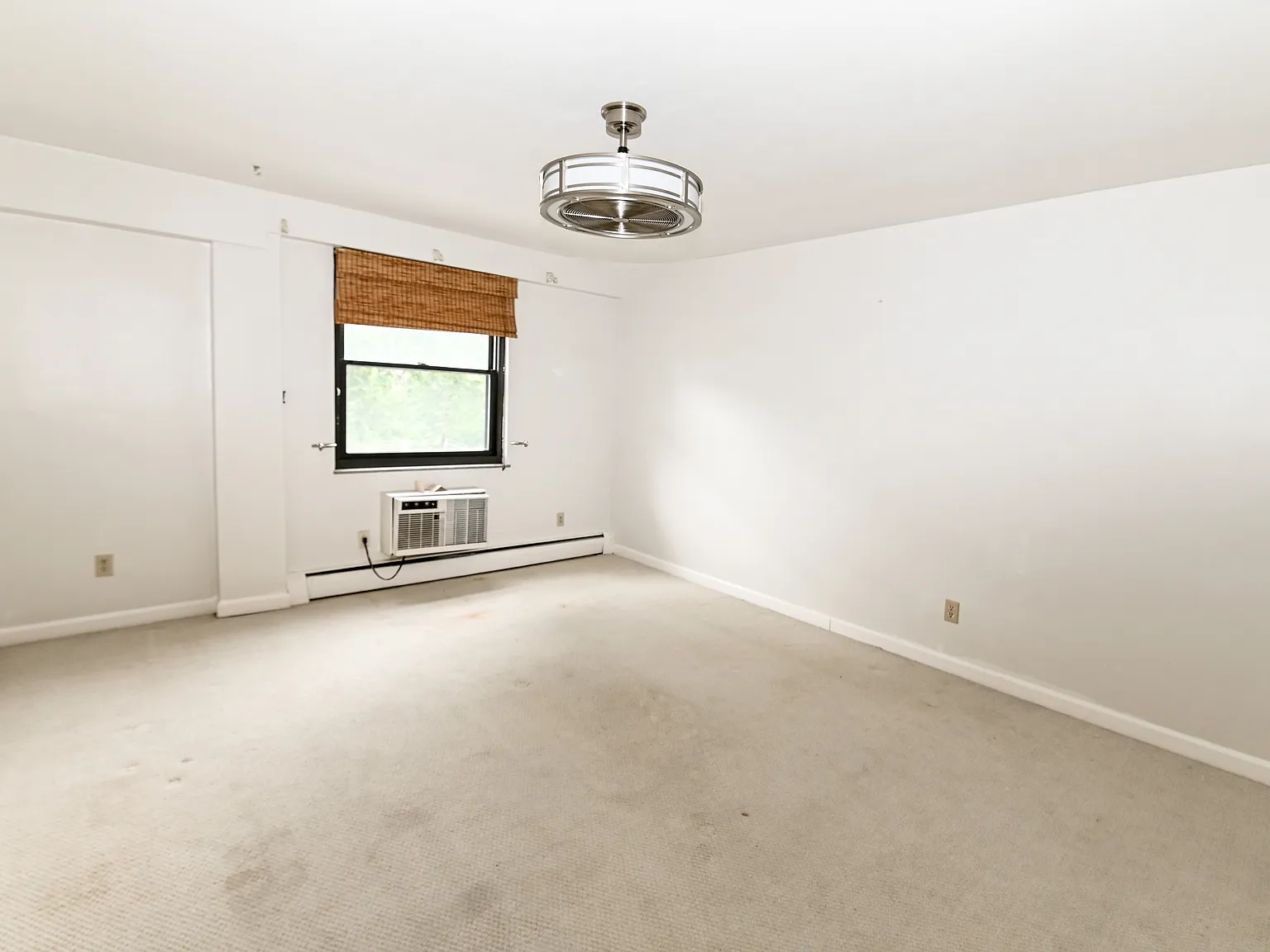 1 bed, 582 sqft, $1,795 — Photo 3
