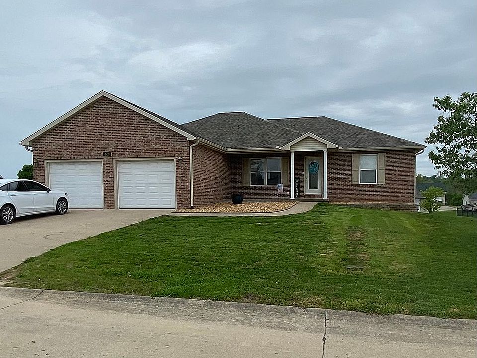 1st image of 440 Oak Meadow Dr