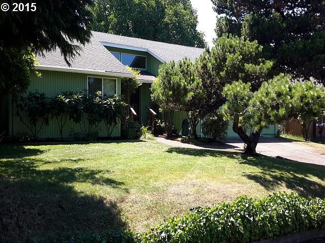 1st image of 2212 NE Cranbrook Dr