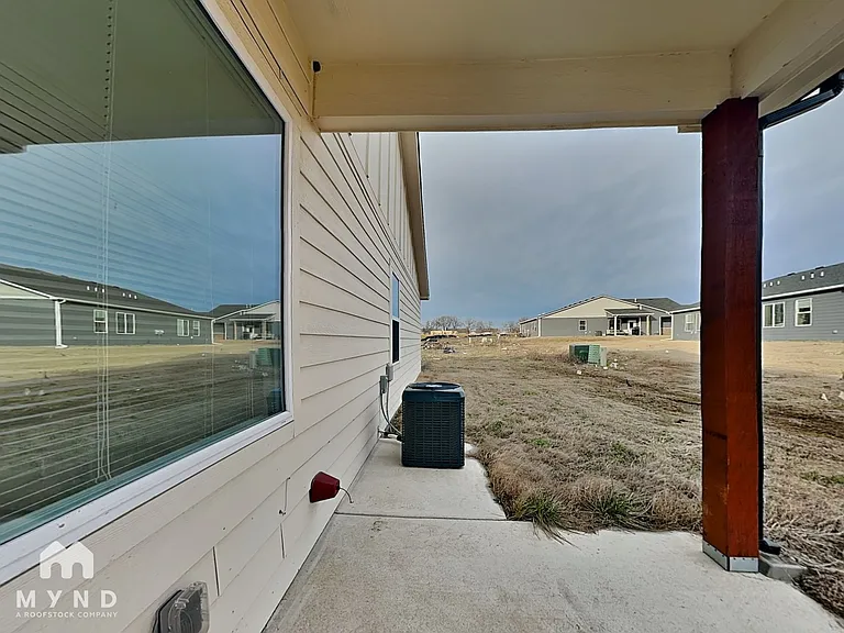 5760 E Bristol St #5760 — Photo 18