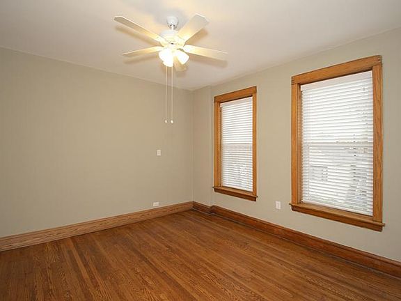 3rd image of 3335 W Dickens Ave #Tw0