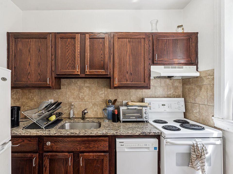 1st image of 4537 Osage Ave #B16