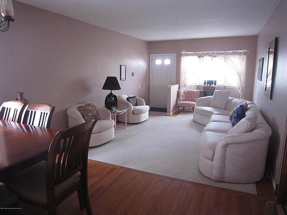 2nd image of 36 Elie Ct