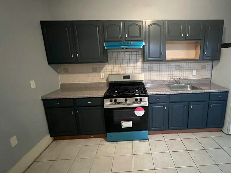 311 Summer Ave #2 — Photo 6