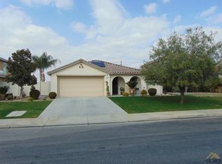 9404 Poseidon St, Bakersfield, CA 93306
