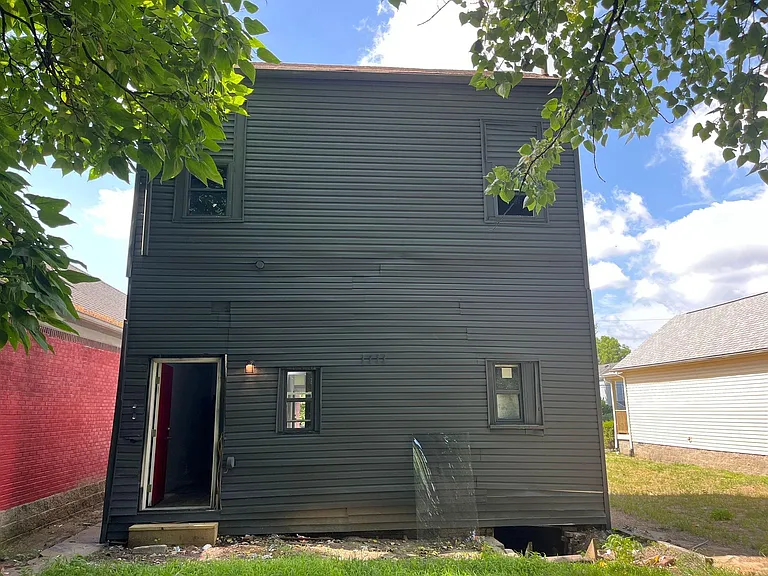 1711 W Kentucky St — Photo 3