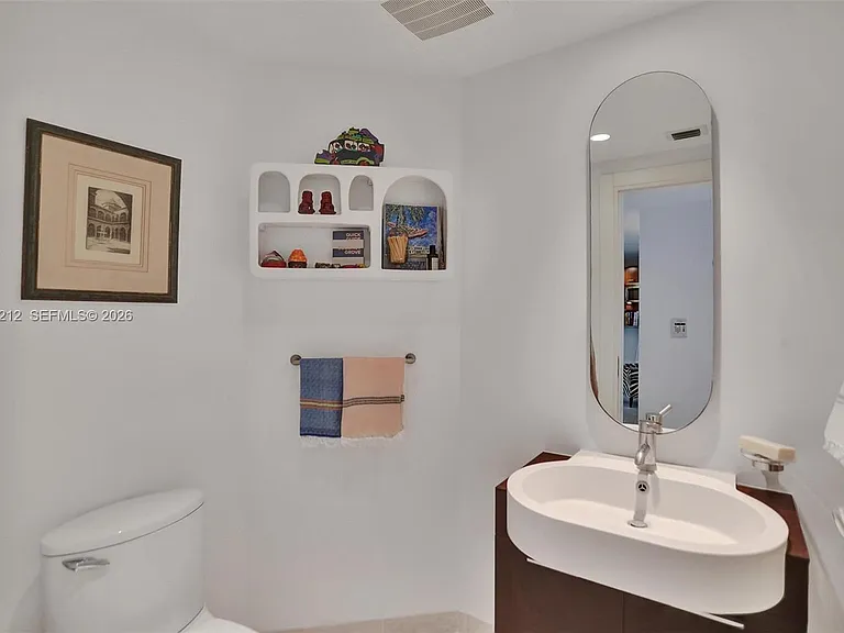2627 S Bayshore Dr #506 — Photo 11