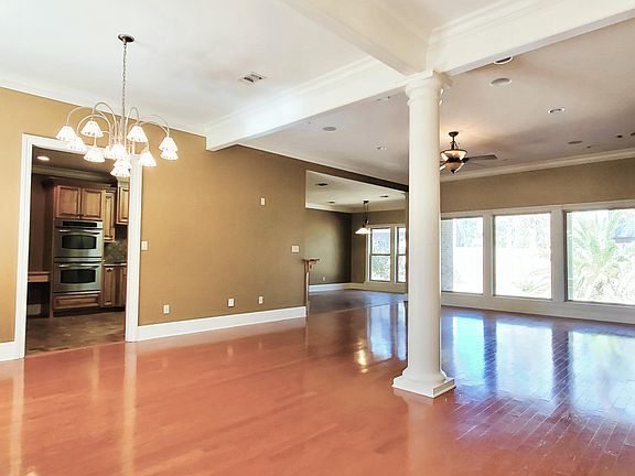 3rd image of 2521 Promenade Blvd