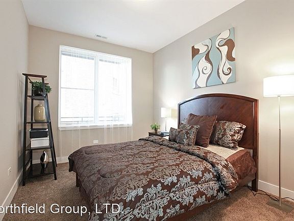 5th image of 2008 N Whipple St APT 301