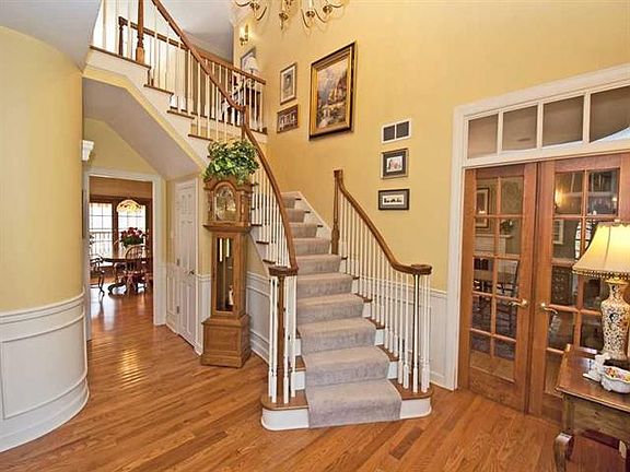 5th image of 140 Misty Meadow Ln