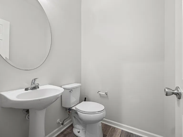 2704 Piersland Dr — Photo 10