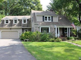 22 Brandywine Rd, Ho Ho Kus, NJ 07423