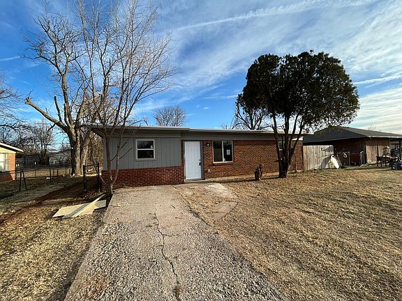 5th image of 1628 Elm Dr