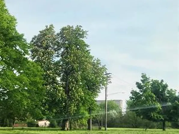 2960 Vermont St, Detroit, MI 48216