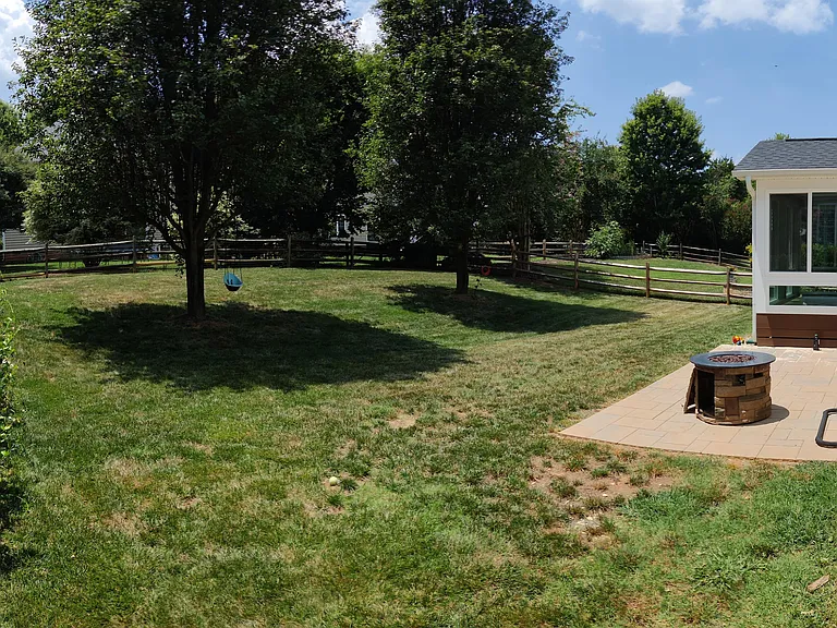 14512 Harvington Dr — Photo 33